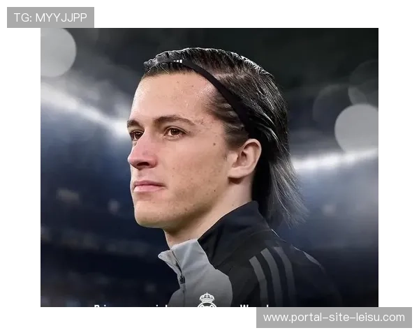 球员转会网络揭示五大联赛内部流动频繁，跨联赛转会多为豪门。